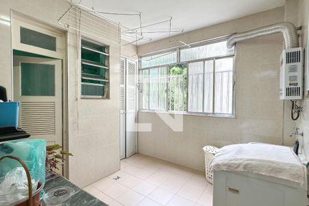 Apartamento à venda com 120m², 3 quartos e 1 vaga Apartamento à venda com 120m², 3 quartos e 1 vagaÁrea de Serviço