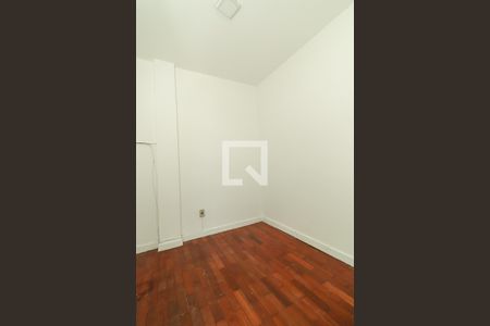 Apartamento à venda com 101m², 3 quartos e 1 vaga Apartamento à venda com 101m², 3 quartos e 1 vagaBanheiro de serviço