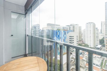 Varanda de kitnet/studio para alugar com 1 quarto, 22m² em Paraíso, São Paulo