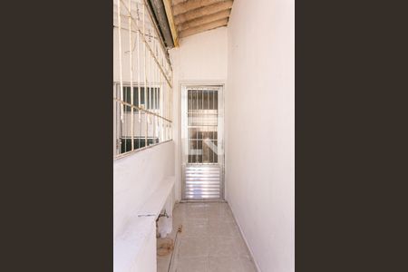 Casa de condomínio para alugar com 40m², 1 quarto e sem vagaEntrada