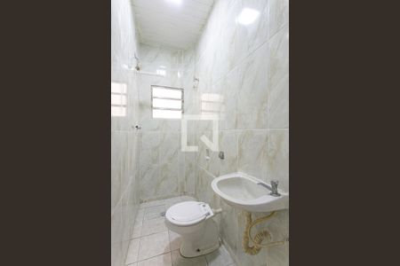 Banheiro de casa de condomínio para alugar com 1 quarto, 40m² em Vila Santo Estevão, São Paulo