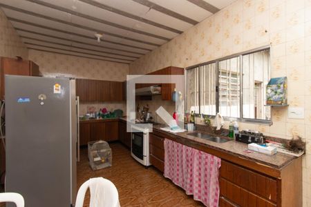 Casa para alugar com 390m², 3 quartos e 2 vagasCozinha