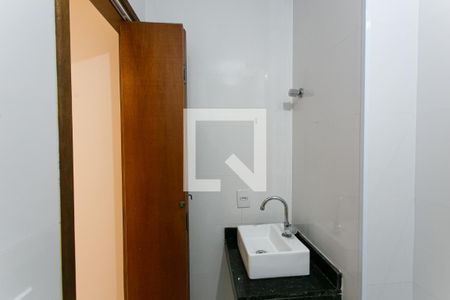 Apartamento para alugar com 38m², 2 quartos e sem vagaBanheiro