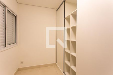 Quarto 1 de apartamento para alugar com 2 quartos, 38m² em Penha de França, São Paulo