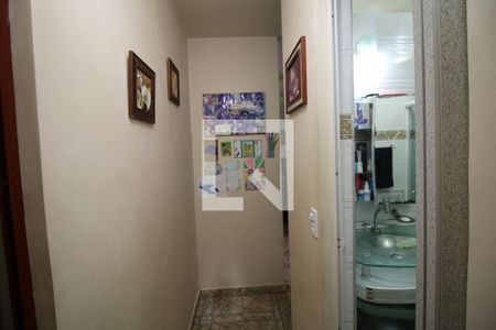 Corredor de apartamento à venda com 2 quartos, 51m² em Penha, Rio de Janeiro