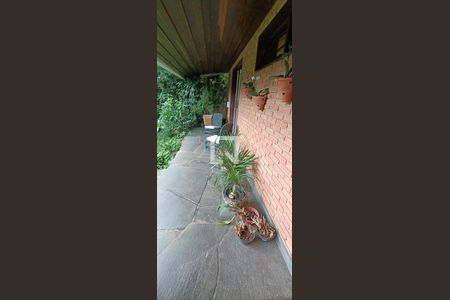 Casa para alugar com 368m², 4 quartos e 4 vagas Casa para alugar com 368m², 4 quartos e 4 vagasVaranda