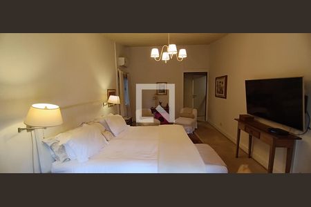 Casa para alugar com 368m², 4 quartos e 4 vagas Casa para alugar com 368m², 4 quartos e 4 vagasSuíte 2