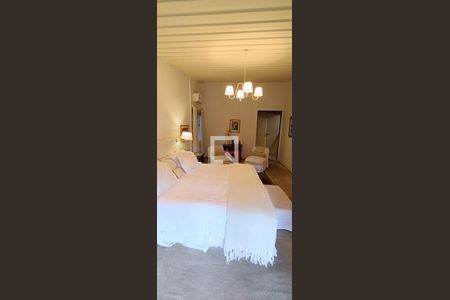 Casa para alugar com 368m², 4 quartos e 4 vagas Casa para alugar com 368m², 4 quartos e 4 vagasSuíte 2