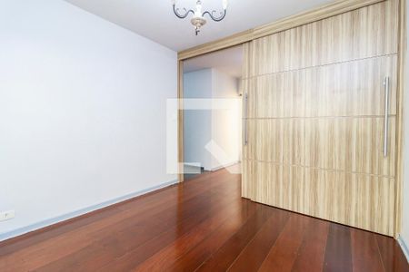 Sala de casa à venda com 4 quartos, 300m² em Chácara Monte Alegre, São Paulo
