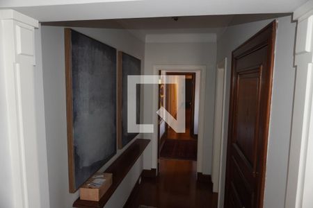 Apartamento à venda com 578m², 5 quartos e 2 vagasCorredor