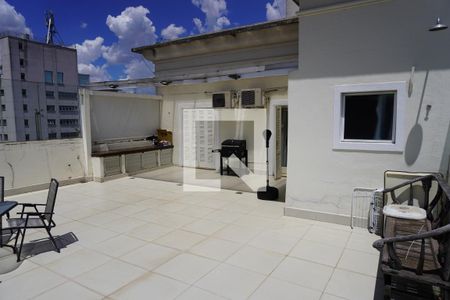 Apartamento à venda com 578m², 5 quartos e 2 vagasSacada do Quarto 3