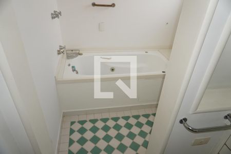 Apartamento à venda com 578m², 5 quartos e 2 vagasBanheiro Social