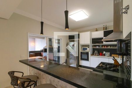 Casa de condomínio à venda com 322m², 4 quartos e 4 vagasCozinha