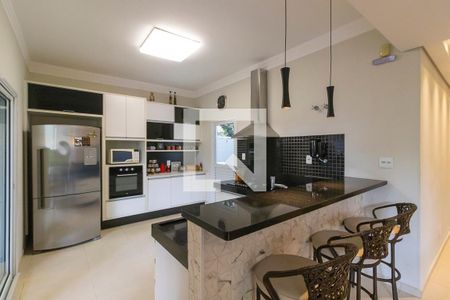 Casa de condomínio à venda com 322m², 4 quartos e 4 vagasCozinha