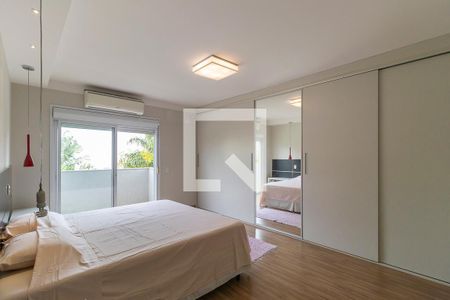 Casa de condomínio à venda com 322m², 4 quartos e 4 vagasSuíte