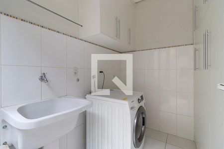 Casa de condomínio à venda com 322m², 4 quartos e 4 vagasÁrea de serviço