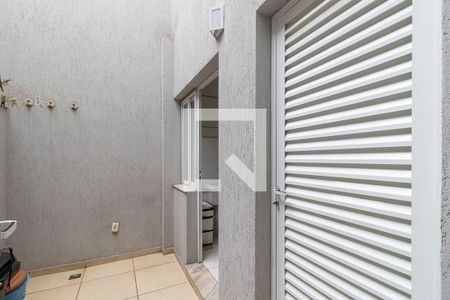 Casa de condomínio à venda com 322m², 4 quartos e 4 vagasÁrea de luz