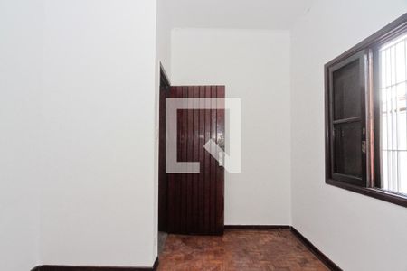 Casa à venda com 250m², 3 quartos e 6 vagas Casa à venda com 250m², 3 quartos e 6 vagasQuarto 3