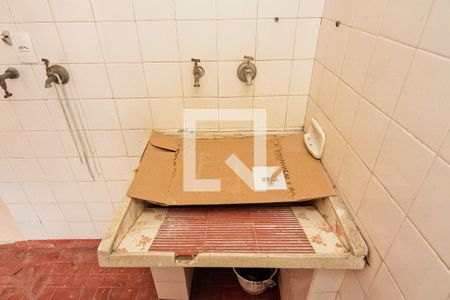 Casa à venda com 250m², 3 quartos e 6 vagas Casa à venda com 250m², 3 quartos e 6 vagasÁrea de Serviço