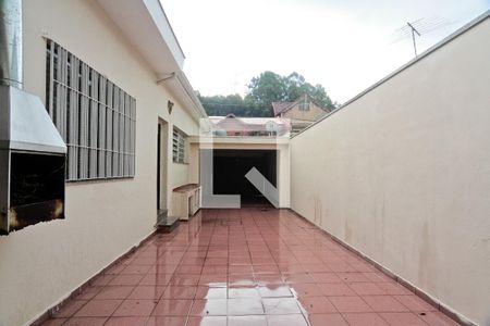Casa à venda com 250m², 3 quartos e 6 vagas Casa à venda com 250m², 3 quartos e 6 vagasÁrea externa