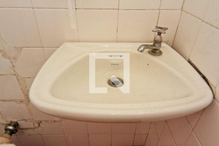 Casa à venda com 250m², 3 quartos e 6 vagas Casa à venda com 250m², 3 quartos e 6 vagasÁrea de Serviço