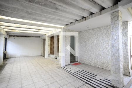Casa à venda com 220m², 3 quartos e 3 vagasGaragem