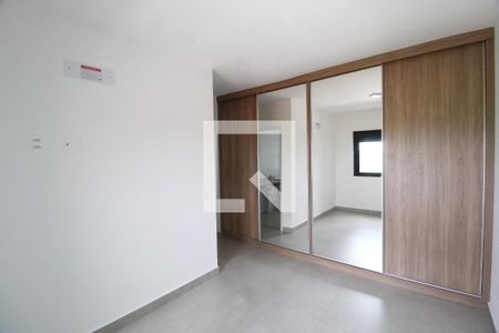 Apartamento para alugar com 106m², 3 quartos e 2 vagasQuarto 2