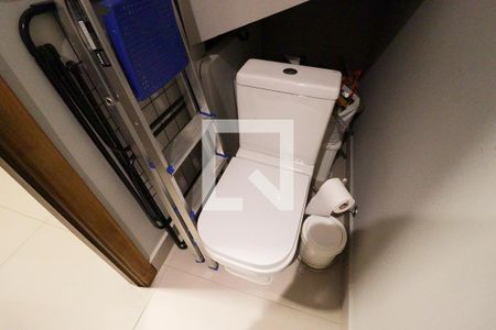 Casa à venda com 117m², 3 quartos e 2 vagas Casa à venda com 117m², 3 quartos e 2 vagasÁrea de Serviço e Banheiro de Serviço