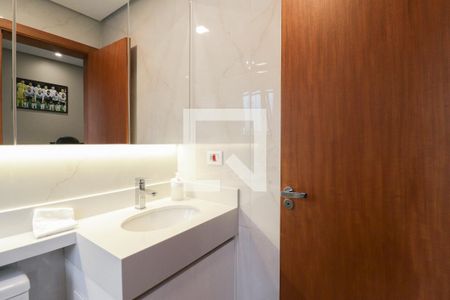 Casa à venda com 117m², 3 quartos e 2 vagas Casa à venda com 117m², 3 quartos e 2 vagasBanheiro da Suíte 2