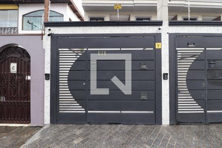 Casa à venda com 117m², 3 quartos e 2 vagas Casa à venda com 117m², 3 quartos e 2 vagasGaragem