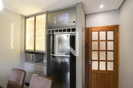 Casa à venda com 117m², 3 quartos e 2 vagas Casa à venda com 117m², 3 quartos e 2 vagasCozinha