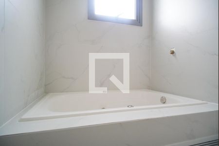 Apartamento à venda com 115m², 2 quartos e 2 vagasBanheiro da Suíte 1 - Banheira