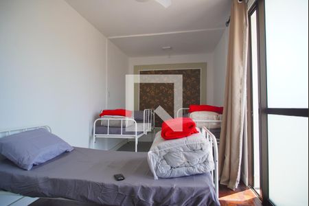 Casa para alugar com 400m², 4 quartos e 8 vagasSuíte