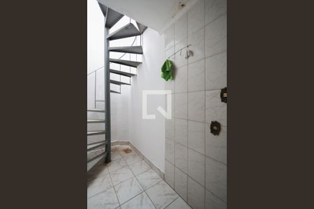Casa para alugar com 320m², 3 quartos e 1 vaga Casa para alugar com 320m², 3 quartos e 1 vagaÁrea de servço 1