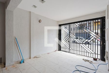 Casa para alugar com 320m², 3 quartos e 1 vaga Casa para alugar com 320m², 3 quartos e 1 vagaGaragem