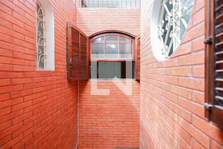 Casa para alugar com 320m², 3 quartos e 1 vaga Casa para alugar com 320m², 3 quartos e 1 vagaVista da Suíte 3