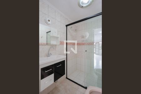 Casa para alugar com 320m², 3 quartos e 1 vaga Casa para alugar com 320m², 3 quartos e 1 vagaBanheiro da Suíte 1