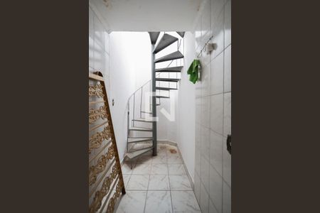 Casa para alugar com 320m², 3 quartos e 1 vaga Casa para alugar com 320m², 3 quartos e 1 vagaÁrea de servço 1
