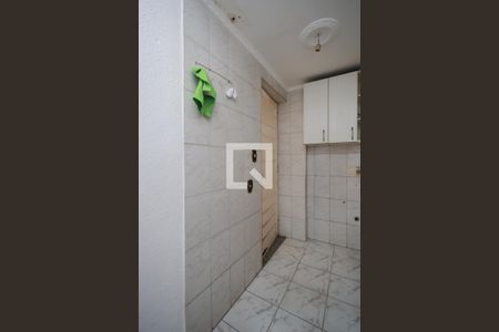 Casa para alugar com 320m², 3 quartos e 1 vaga Casa para alugar com 320m², 3 quartos e 1 vagaÁrea de servço 1