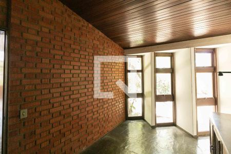 Casa para alugar com 1240m², 3 quartos e 8 vagasEscritório