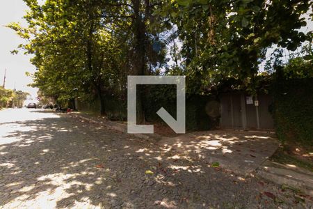 Casa para alugar com 1240m², 3 quartos e 8 vagasFachada