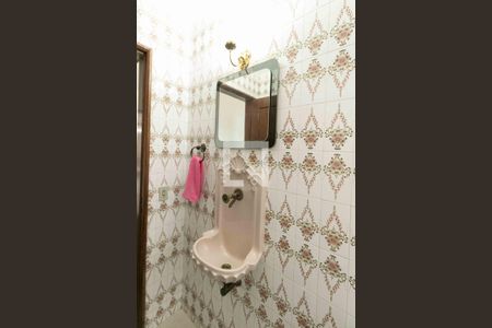 Casa para alugar com 1240m², 3 quartos e 8 vagasLavabo