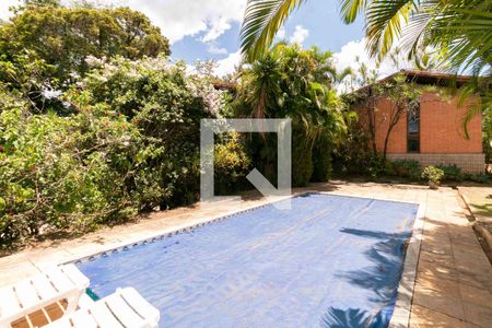 Casa para alugar com 1240m², 3 quartos e 8 vagasPiscina