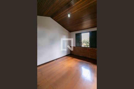 Casa para alugar com 1240m², 3 quartos e 8 vagasQuarto 1