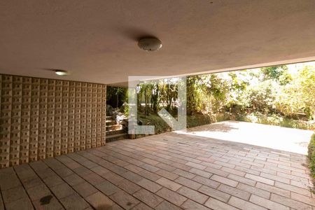 Casa para alugar com 1240m², 3 quartos e 8 vagasGaragem