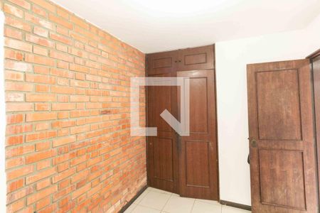 Casa para alugar com 1240m², 3 quartos e 8 vagasQuarto de Serviço