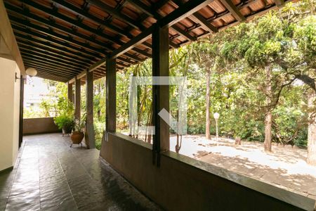 Casa para alugar com 1240m², 3 quartos e 8 vagasVaranda Sala