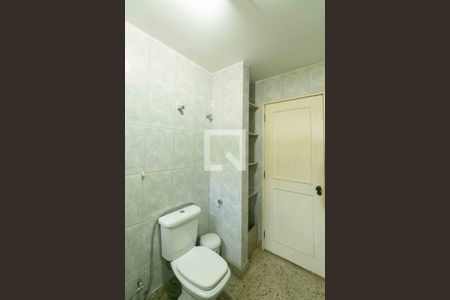 Casa para alugar com 1240m², 3 quartos e 8 vagasBanheiro Social