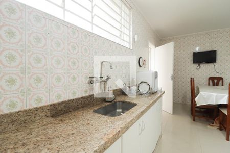 Casa à venda com 300m², 3 quartos e 4 vagasCozinha