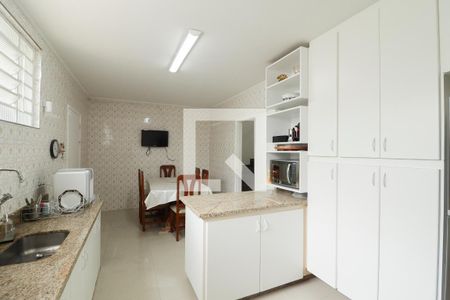 Casa à venda com 300m², 3 quartos e 4 vagasCozinha